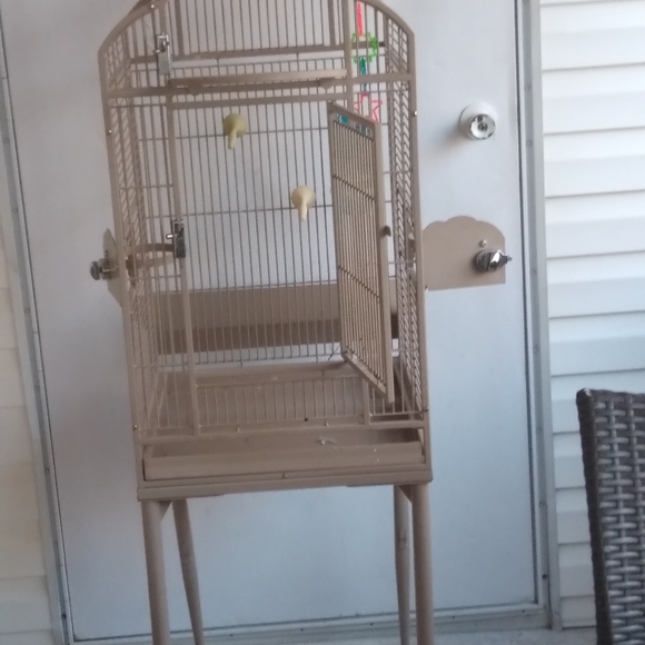 Bird cage home - Picture 5 of 6